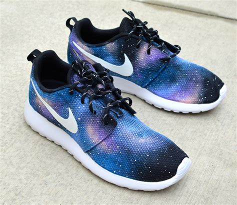 Roshe Shoes. Nike.com